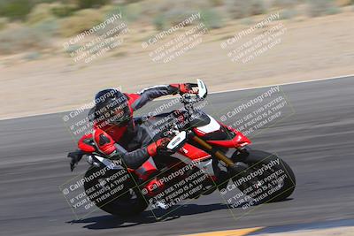 media/Sep-25-2023-Moto Forza (Mon) [[81ffa65e0a]]/B-C Group/Session 4 (Turn 10 Inside)/